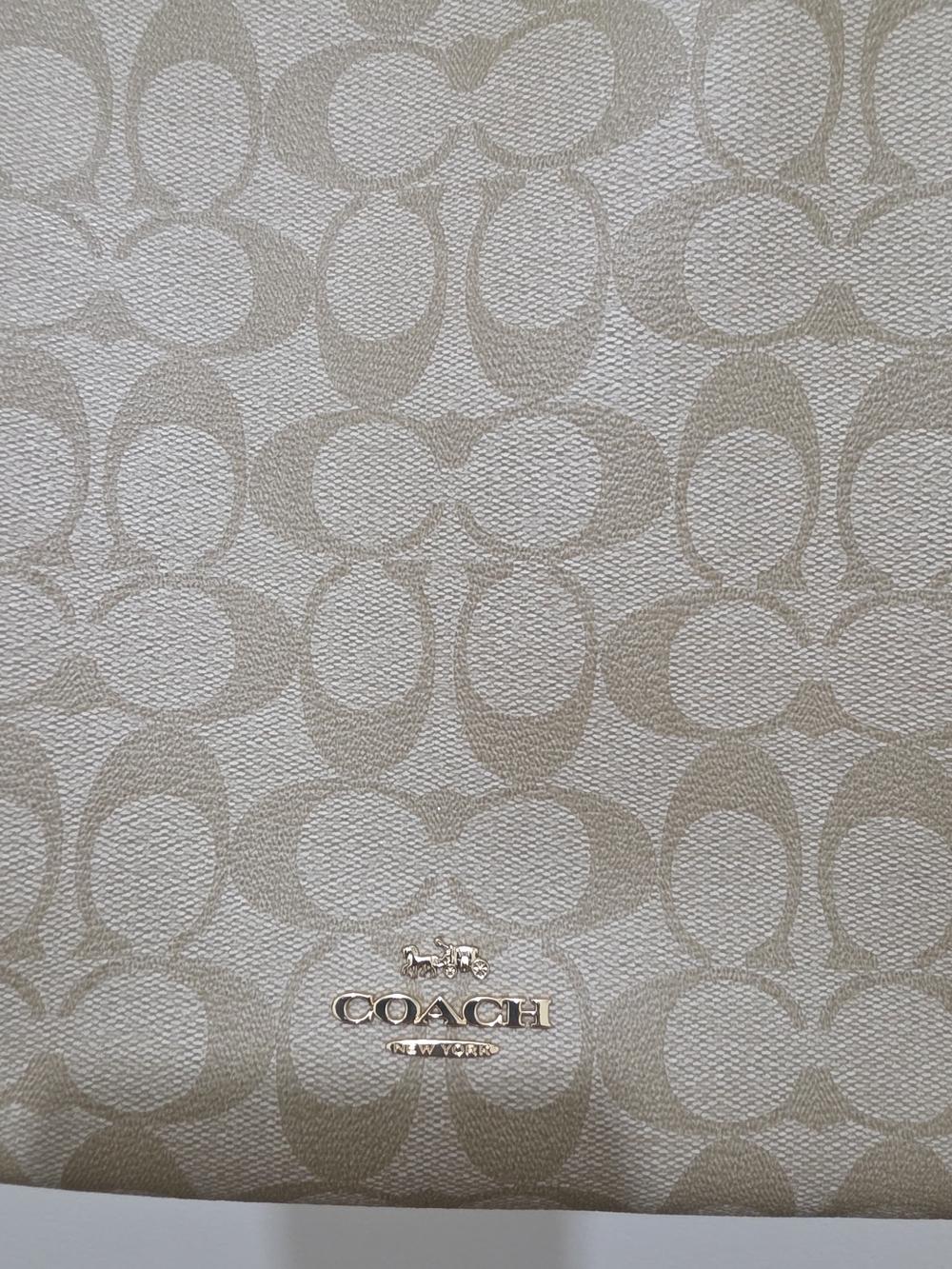 Coach Kristy Shoulder Bag in Signature Canvas - Picture 3 of 12